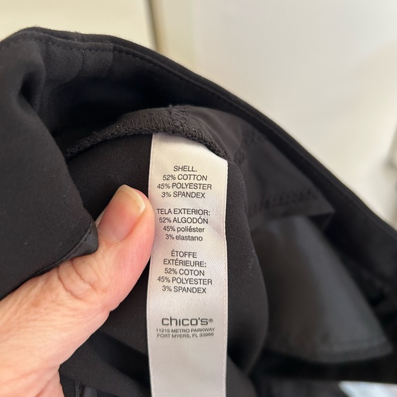 Chico’s “Fabulously Slimming” Black Cropped
Pants- Size 1 (8) - Picture 6 of 7